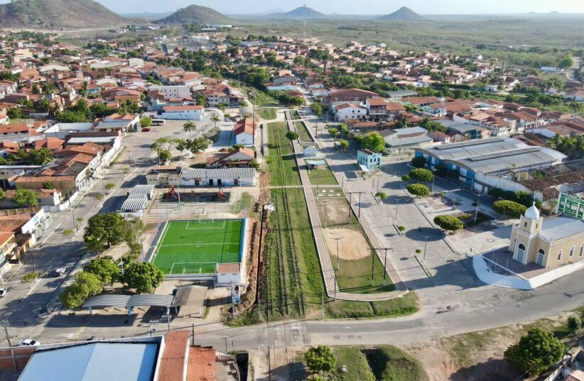 Vista aérea do Centro de Acarape, localizado na microrregião de Baturité. Reprodução/Prefeitura de Acarape