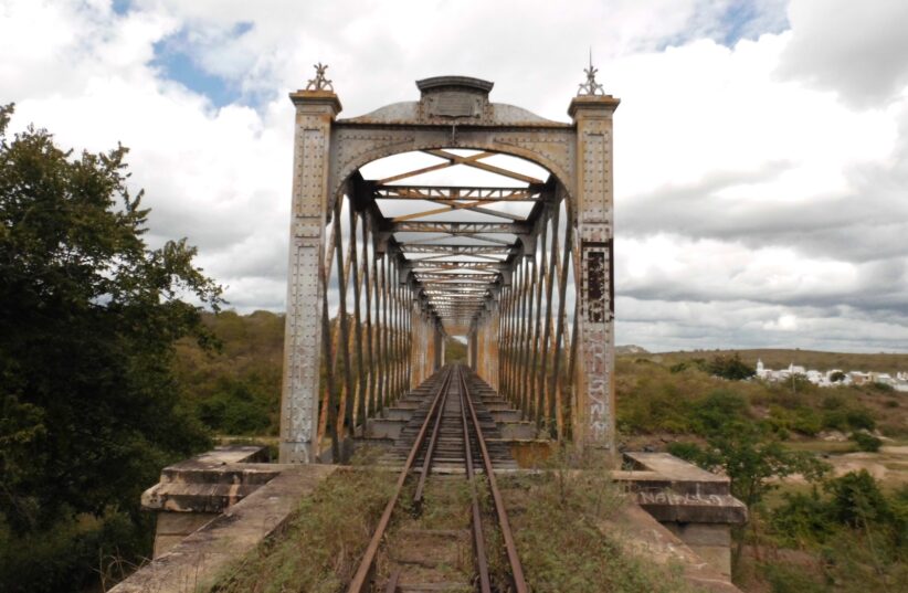 Ponte Metálica da RFFSA, construída em 1891 no município de Itapiúna. Marcelino Martins Ferreira/Prefeitura de Itapiúna