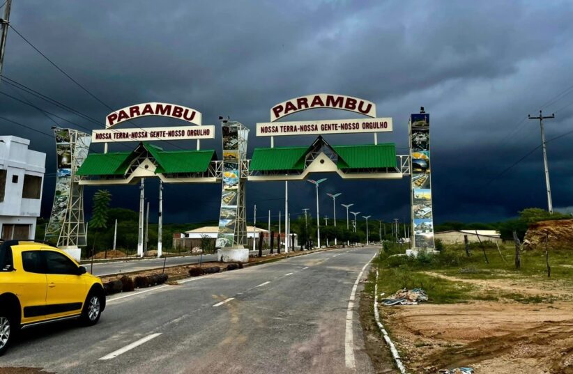 Parambu é uma palavra originária do tupi e significa “pequena cachoeira”. Prefeitura de Parambu